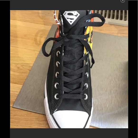 Converse High Top Sneakers. DC Comics, Superman - Picture 4 of 7